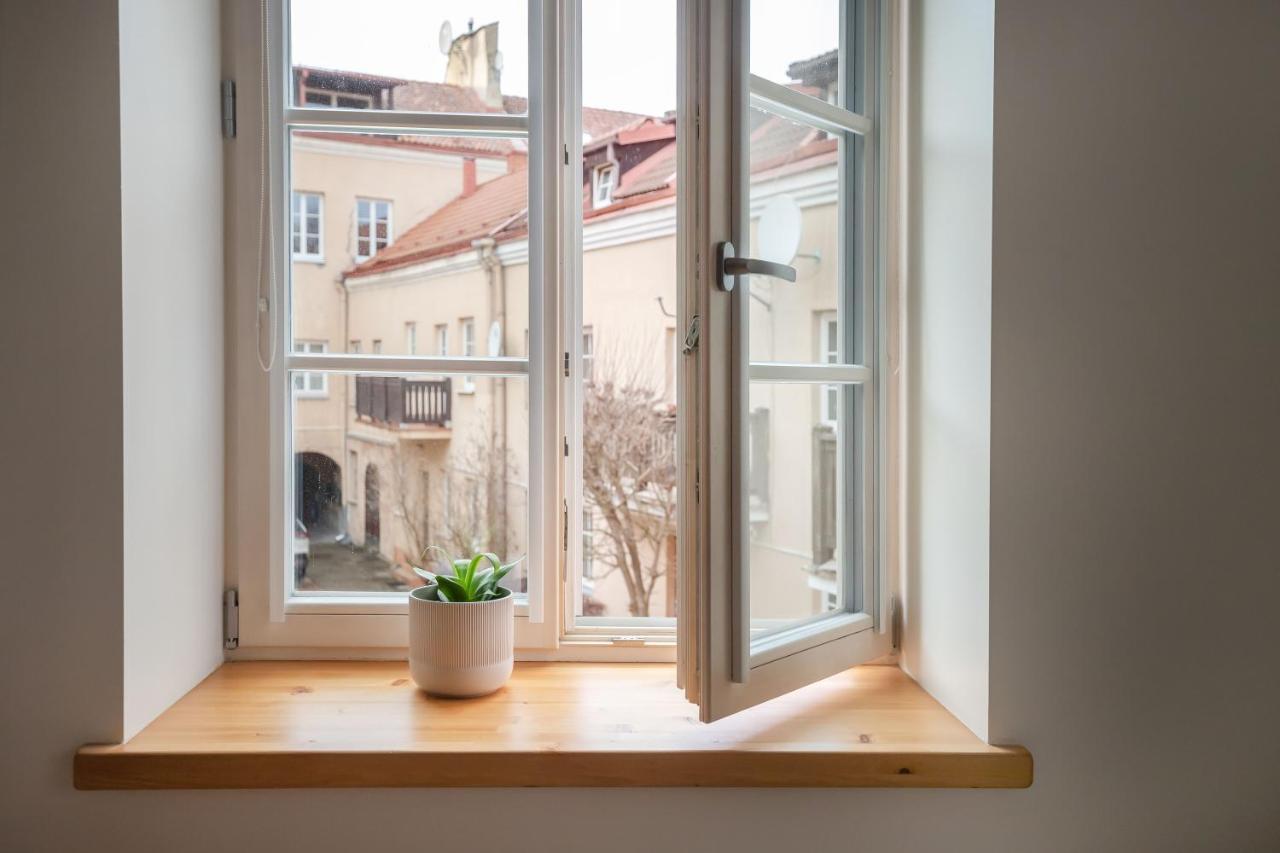 Pilies Street Exclusive Apartment By Reside Baltic Vilnius Exterior photo